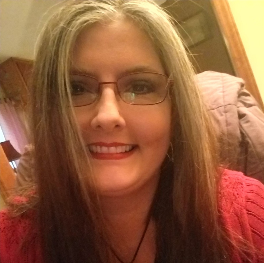 Meet your Posher, Kelli
